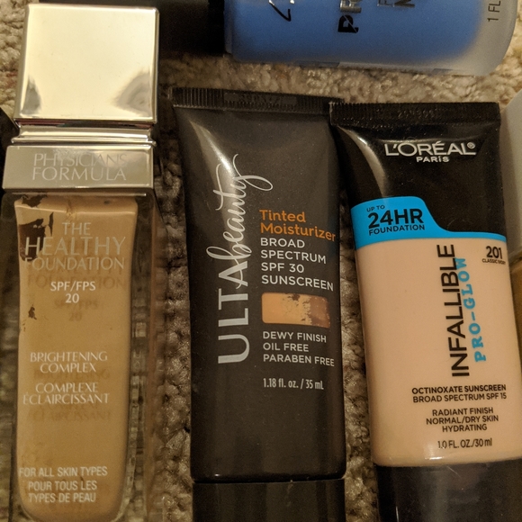 Drugstore foundation bundle for sale - Picture 4 of 7